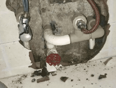 乌恰卫生间漏水维修公司专业为您介绍下乌恰查漏水的服务流程是怎么样的。首先需求找专业的师傅走效